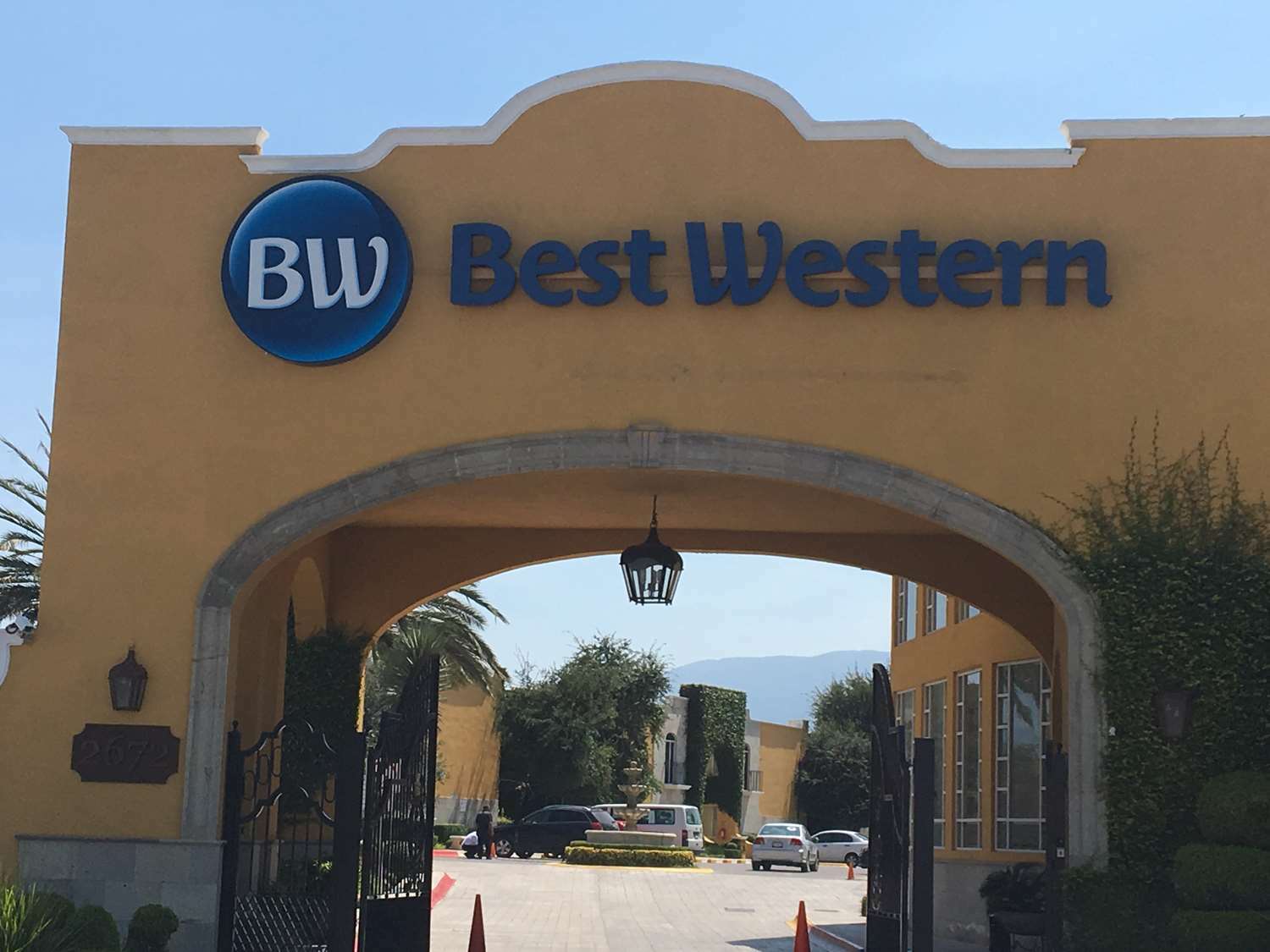 Best Western Салтильо Екстериор снимка