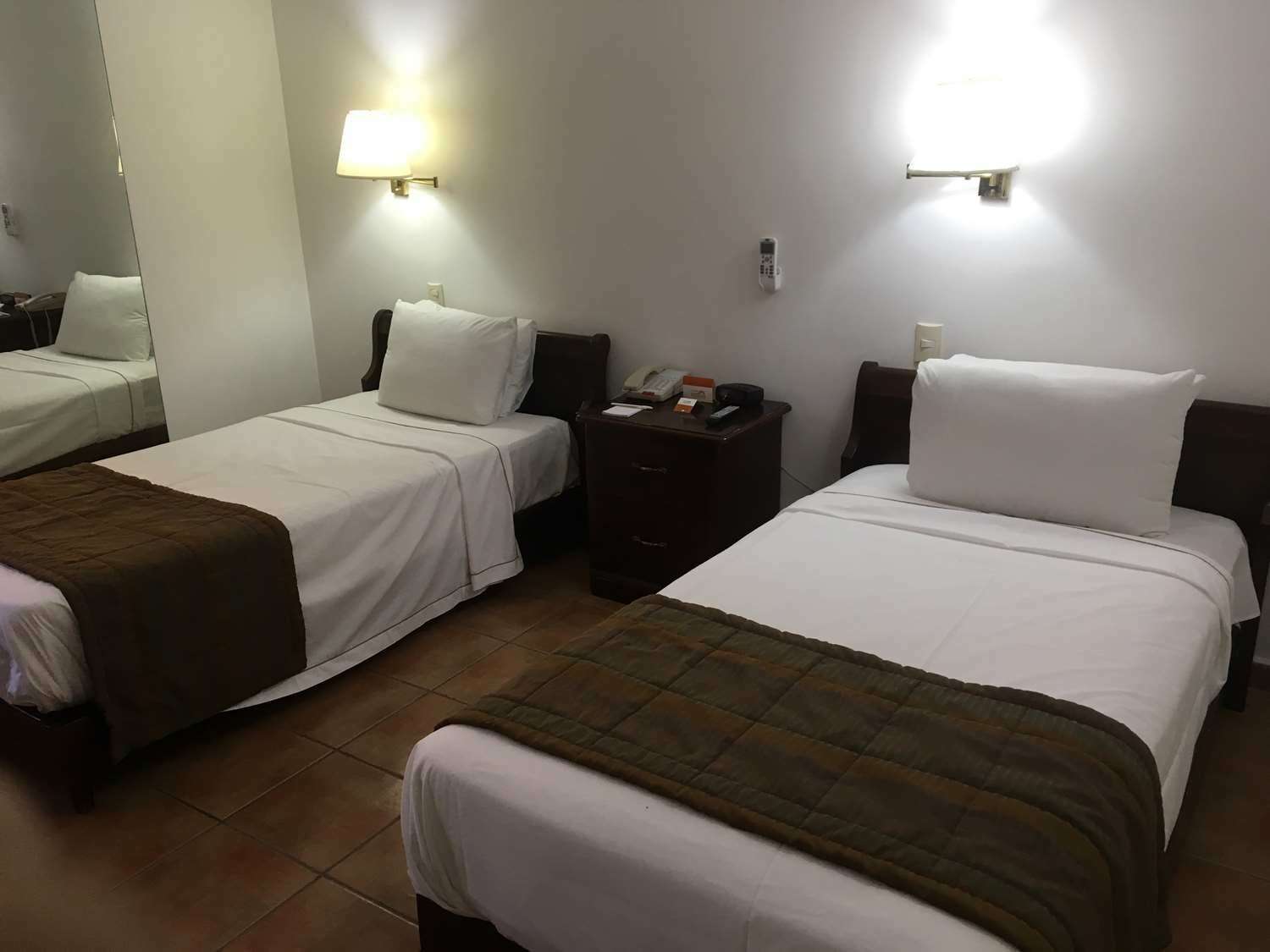 Best Western Салтильо Стая снимка