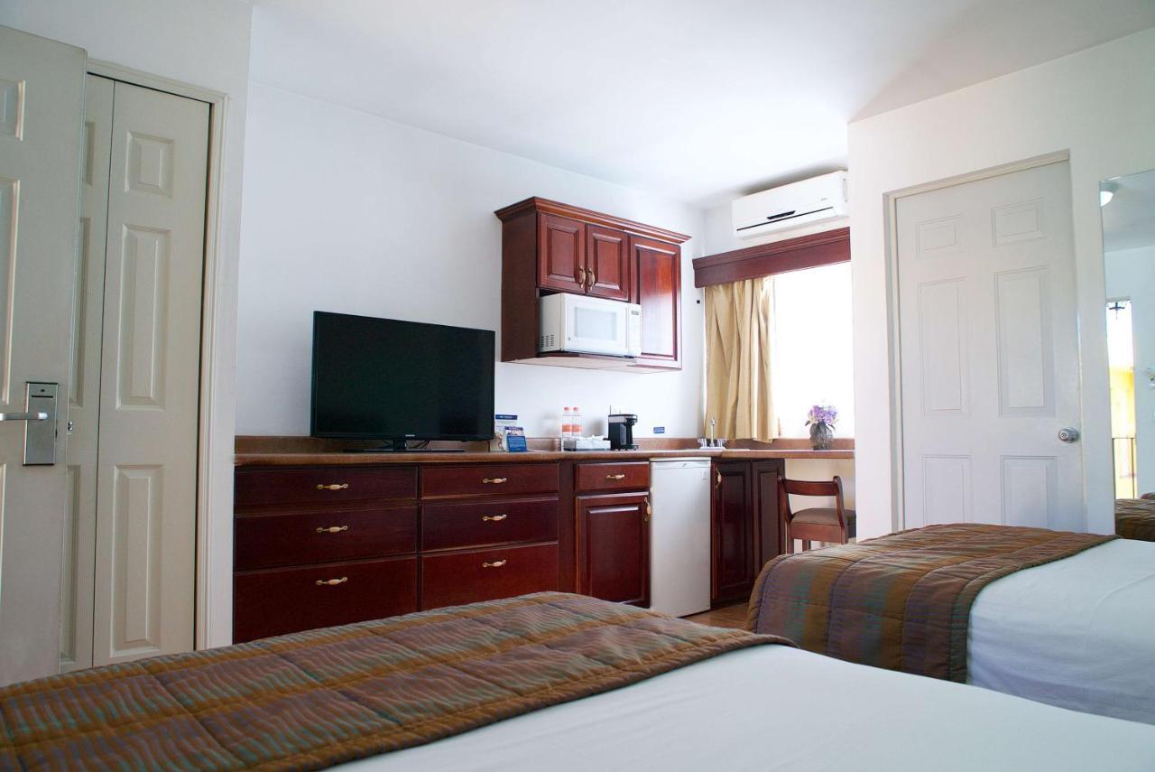 Best Western Салтильо Екстериор снимка